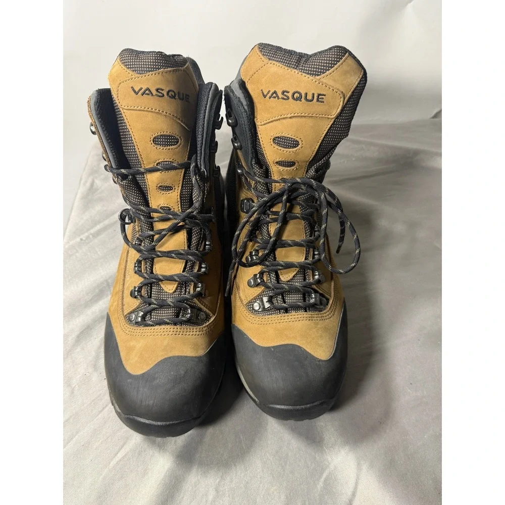 Vasque Gore-Tex Hiking Boots Mens 11 Tan Brown Vibram Sole Waterproof Mid Top